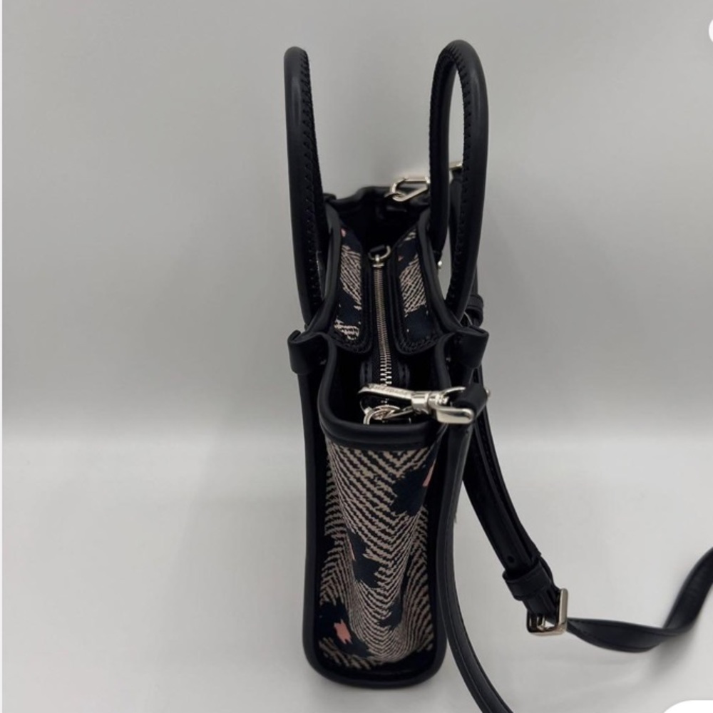 Kate Spade ♠️ Ella Mini Tote Bag Shoulder Bag Herringbone Flower Black ♠️ - Picture 3 of 6